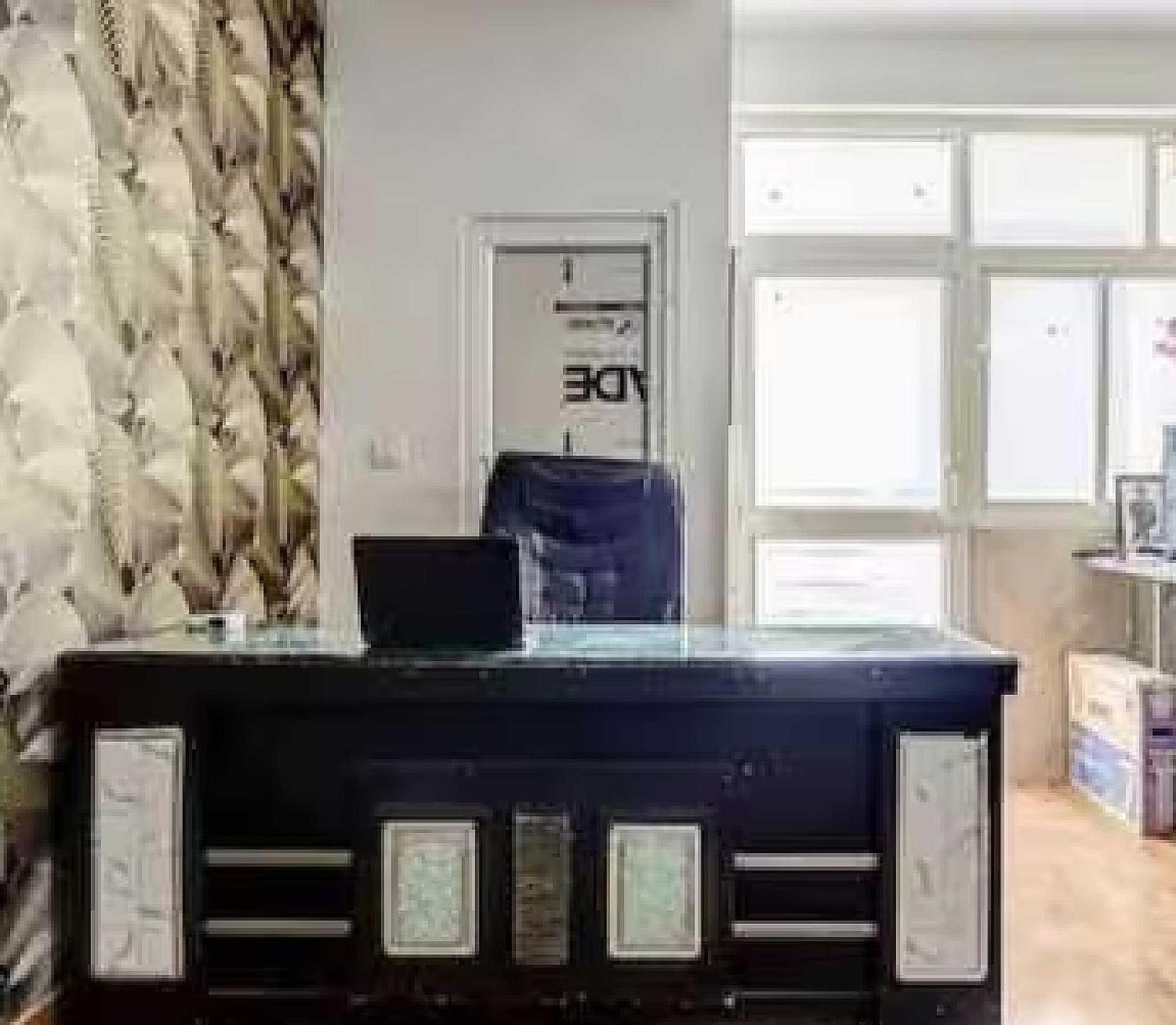 Hotel O Krishna Orchid Near Noida Sector 81 Metro Station Kültér fotó