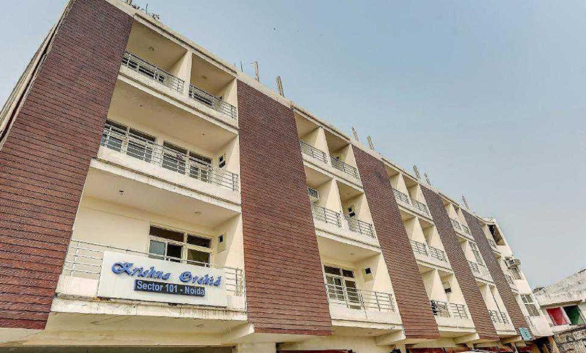 Hotel O Krishna Orchid Near Noida Sector 81 Metro Station Kültér fotó