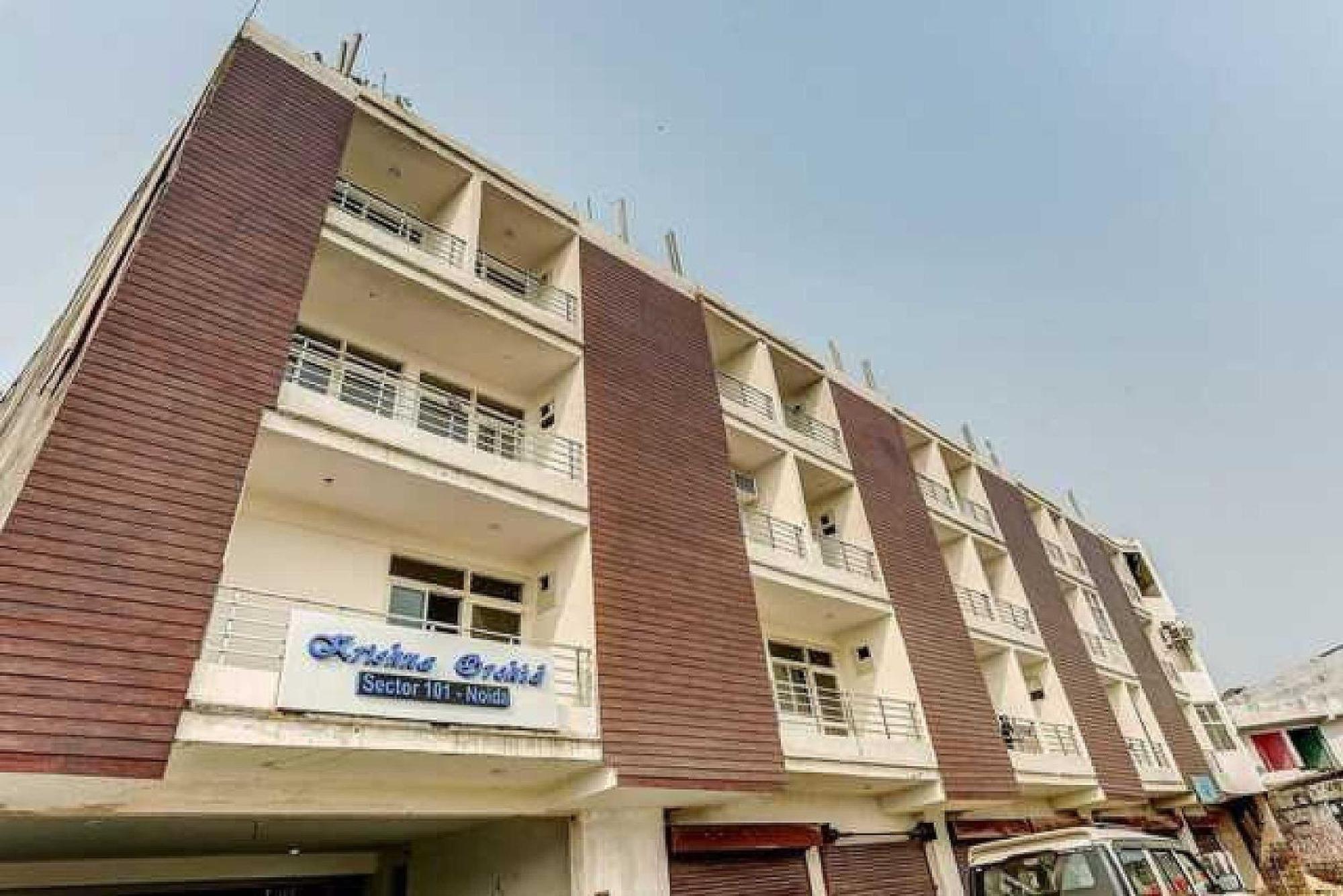 Hotel O Krishna Orchid Near Noida Sector 81 Metro Station Kültér fotó